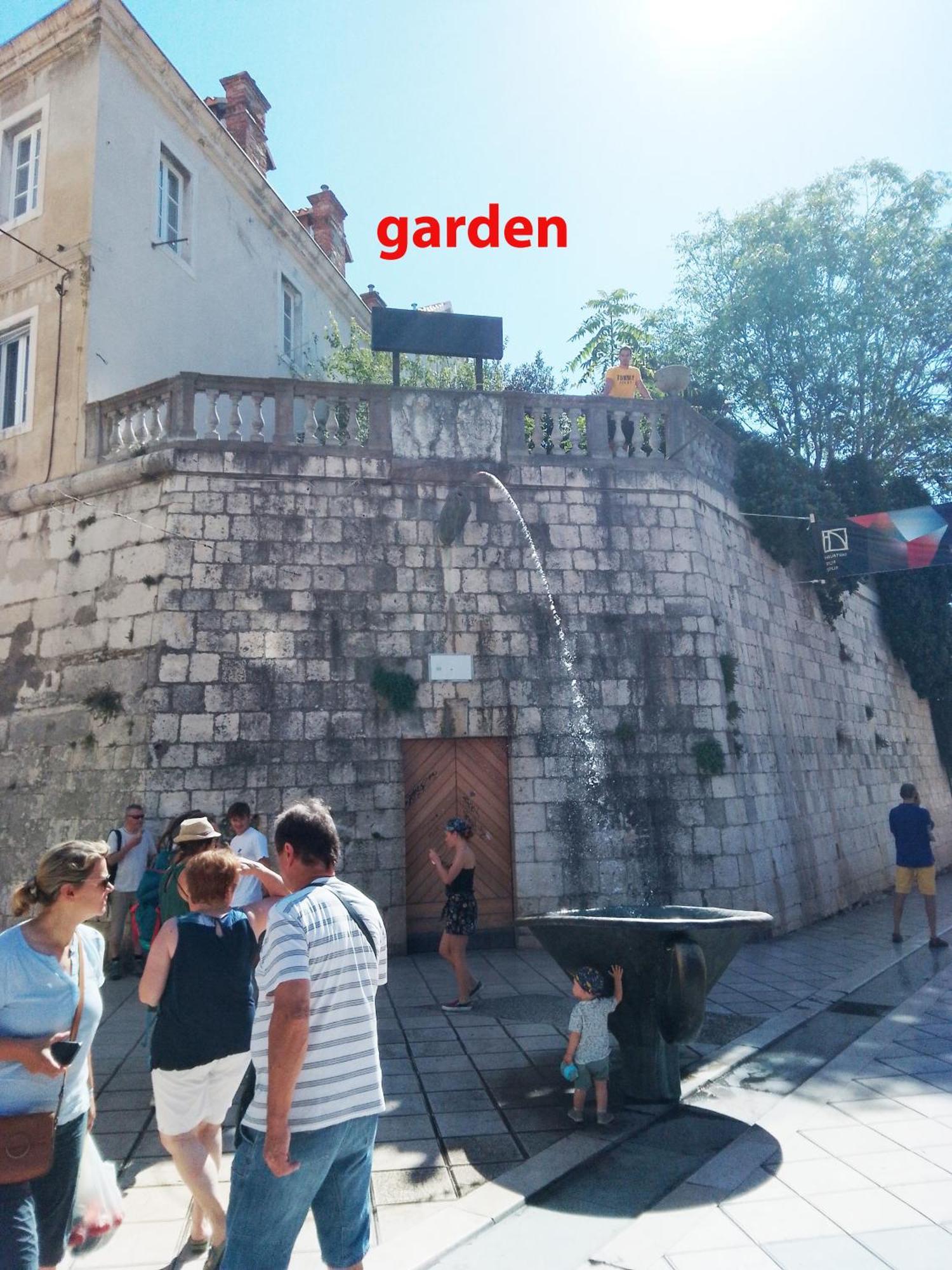 Garden In The Center Apartment Split Luaran gambar